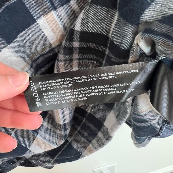 Denim & Flower Flannel Button Down Men’s XL - Picture 8 of 10